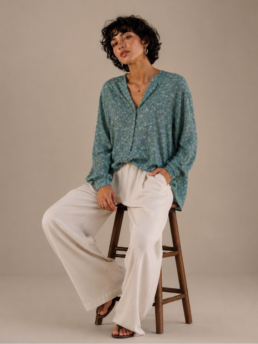 Bobeau Floral Green & Blue Hi Lo Blouse, SZ M NWOT
